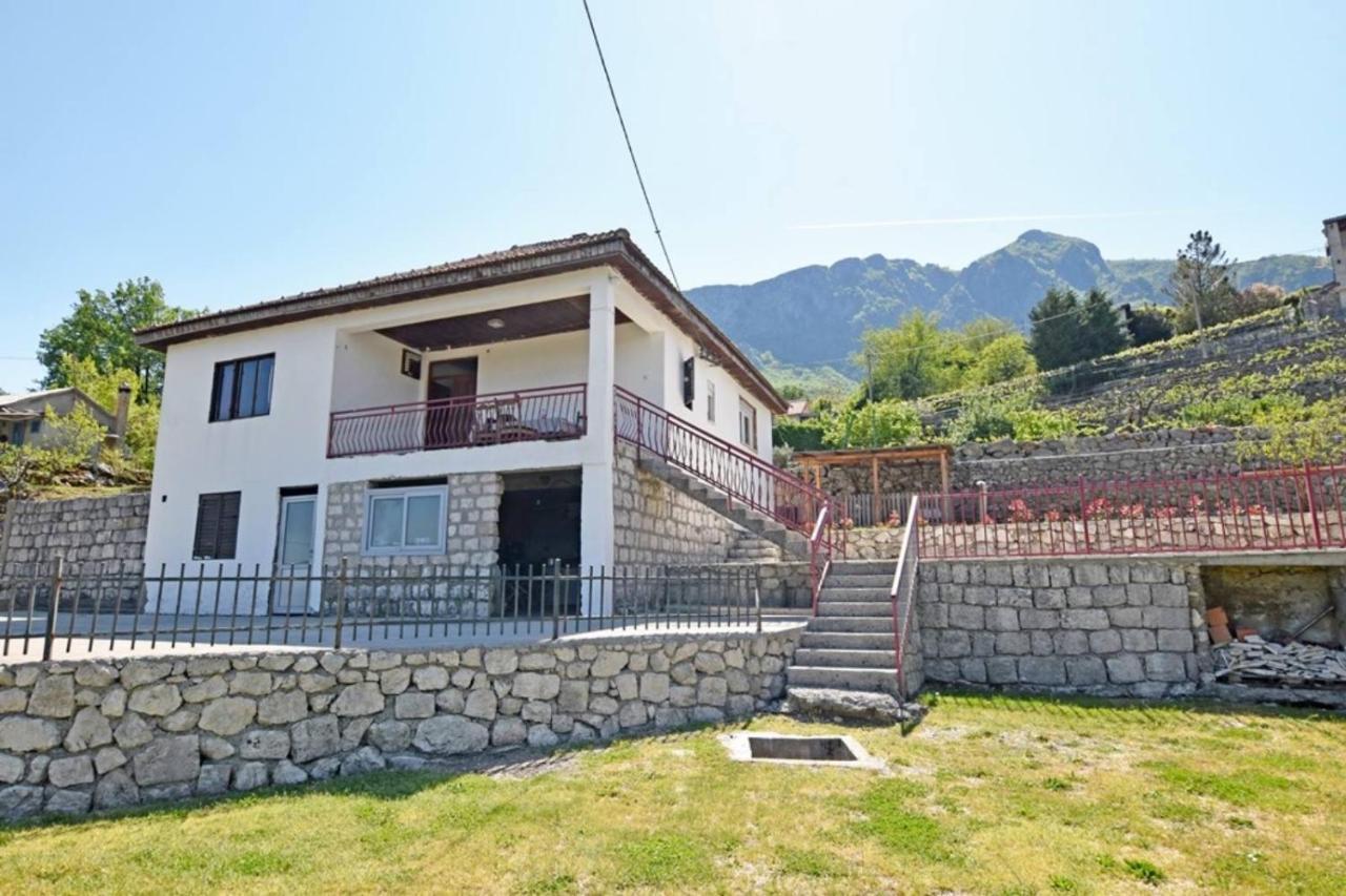 Country House Vukmanovic Bukovik เวียร์ปาซาร์ ภายนอก รูปภาพ