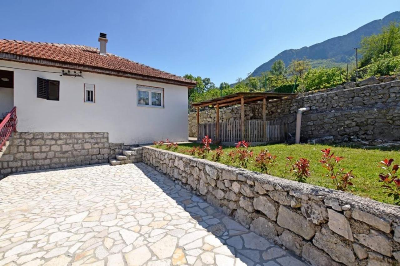 Country House Vukmanovic Bukovik เวียร์ปาซาร์ ภายนอก รูปภาพ
